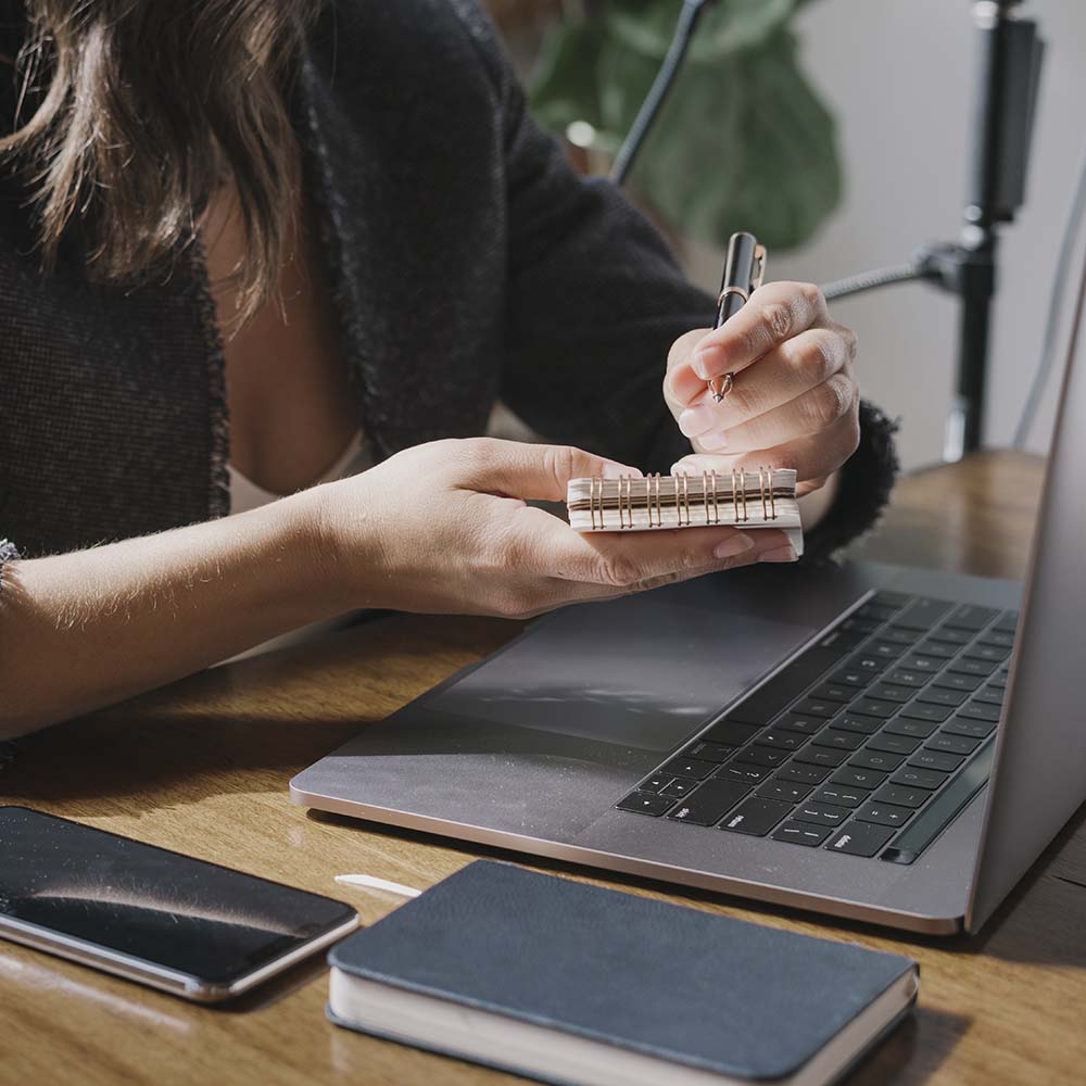 woman-working-on-a-laptop-HXJ45V3.jpg woman-working-on-a-laptop-HXJ45V3.jpg
